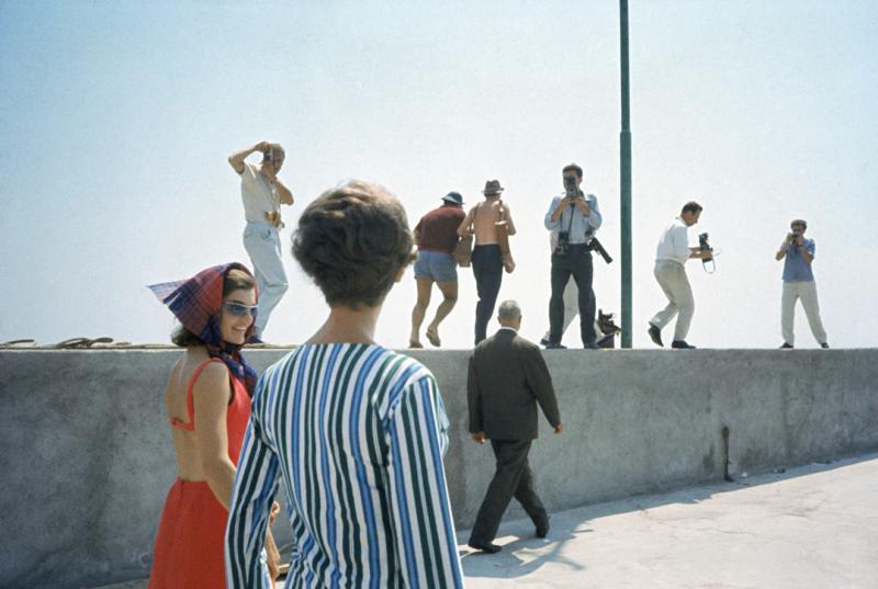 Mark Shaw Mark Shaw Kennedy Ravello Trip Jackie With Paparazzi 1962