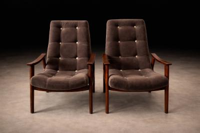  Gelli Ind stria de M veis Pair of Armchairs in Brazilian Hardwood Fabric Gelli 1960s Lot 508