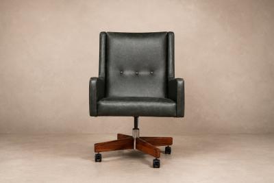  Holperin Leather Rosewood Armchair Sergio Rodrigues for Oca 1962