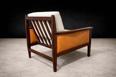  Moveis Fatima Brazilian Modern Armchair in Rosewood Leather Linen Fatima 1960s Lot 503