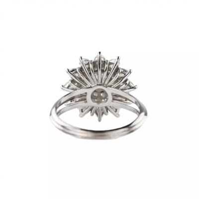 18k White Gold Diamond Ring