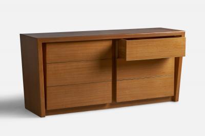 American Designer Dresser in Oak USA 1950s