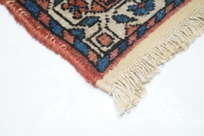 Antique Bakhtiari Rug 6 8 x 10 3 