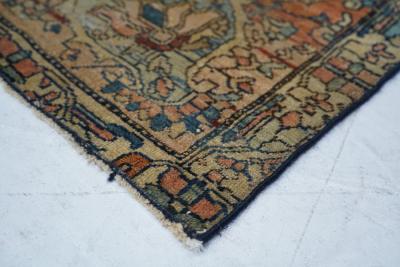 Antique Fine Mohtasham Kashan Rug 55 x 88 