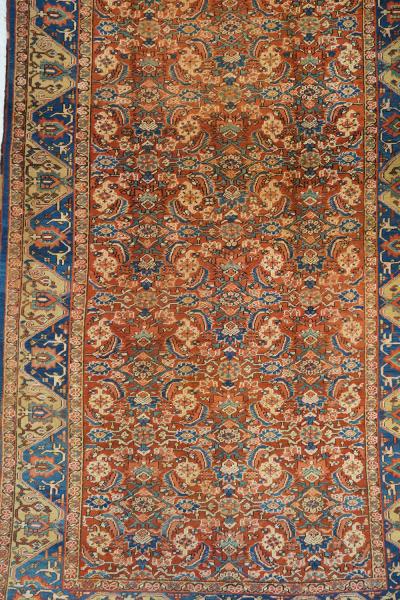 Antique Heriz Rug 77 x 118