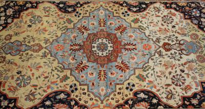 Antique Kashan Rug 46 x 63