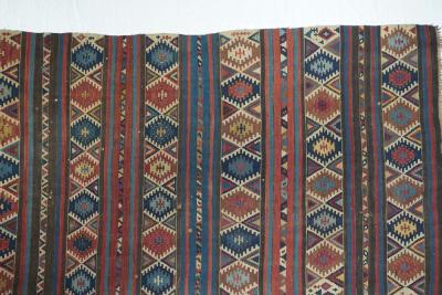 Antique Kilim Rug 5 9 x 10 5 