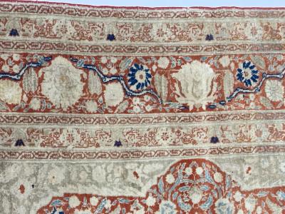 Antique Mohtasham Kashan Rug 43 x 5 x 7 