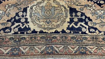 Antique Mohtasham Kashan Rug 84 x 113 