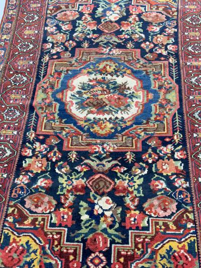 Antique Persian Bakhtiari Rug 4 3 x 6 9 