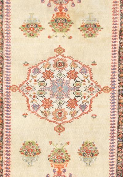 Antique Persian Farahan Rug 45 x 65 