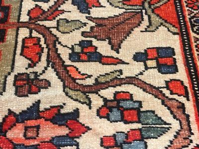 Antique Persian Farahan Sarouk Rug 35 x 4 x 10 