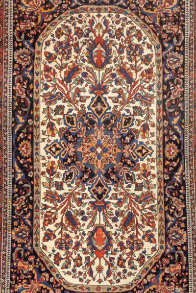 Antique Persian Farahan Sarouk Rug 46 x 67