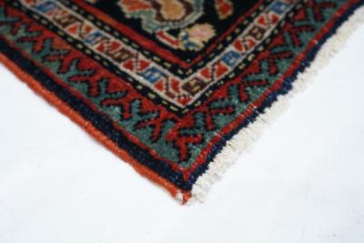 Antique Persian Farahan Sarouk Rug 46 x 69 