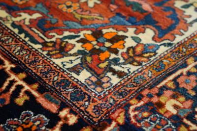 Antique Persian Farahan Sarouk Rug 46 x 70