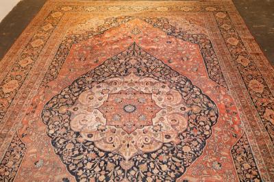 Antique Persian Hajijalili Tabriz Rug 11 0 x 18 0 