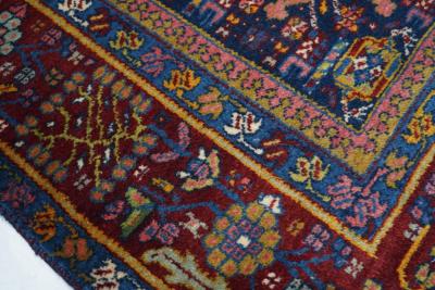 Antique Persian Heriz Rug 82 x 107