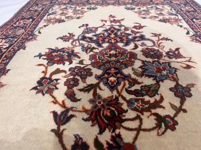 Antique Persian Isfahan Rug 2 2 x 2 11 