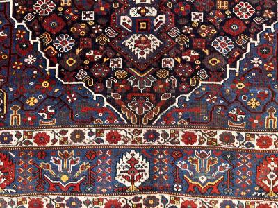 Antique Persian Qashqai Rug 6 x 2 x 8 x 4