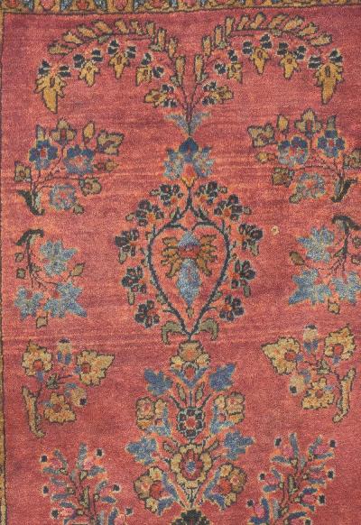 Antique Persian Sarouk Rug 111 x 26