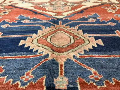 Antique Persian Serapi Rug 9 11 x 13 4 