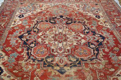 Antique Persian Serapi Rug 9 7 x 12 4 