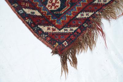 Antique Persian Shiraz Rug 59 x 110 