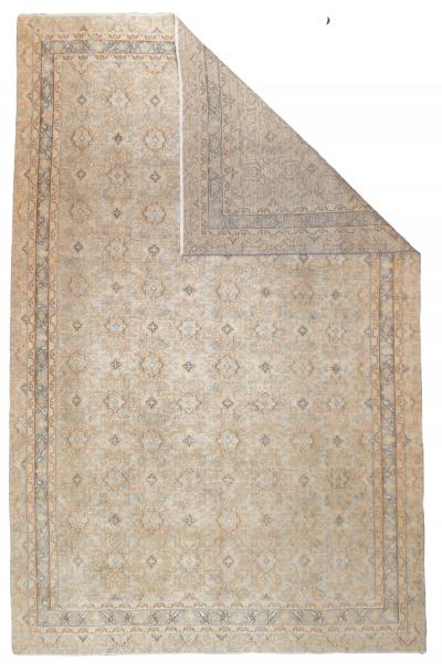 Antique Persian Tabriz Rug 70 x 1010 