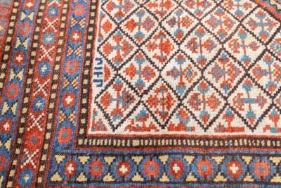 Antique Qashqai Rug 4 7 x 6 3 