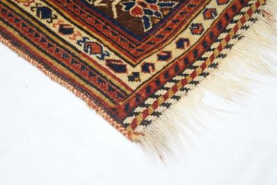 Antique Qashqai Rug 4 8 x 6 2 