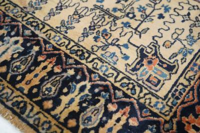 Antique Sarouk Rug 3 5 x 5 0 