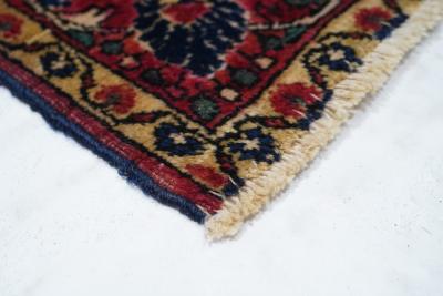 Antique Sarouk Rug 34 x 48