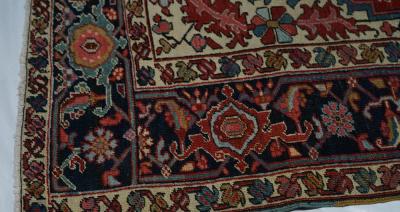 Antique Serapi Rug 4 5 x 6 9 