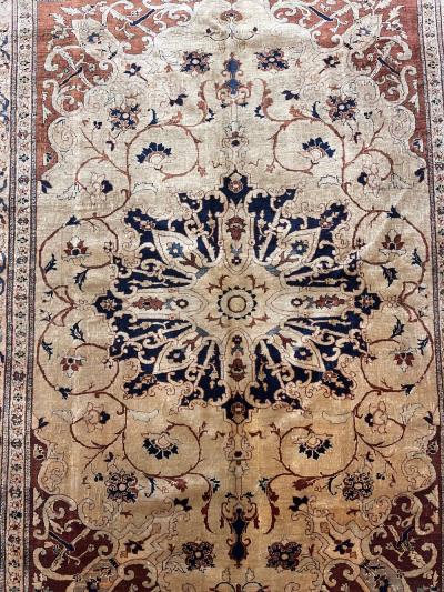 Antique Silk Heriz Rug 4 8 x 6 2 