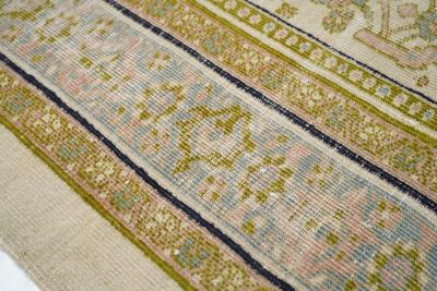 Antique Sultanabad Rug 7 0 x 9 0 