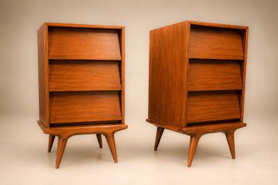 Architectural Pair of Brazilian Modern Side Tables in Ivory Wood Brazil 1950s
