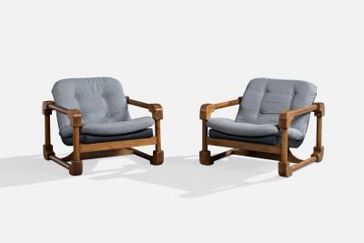 Argentine Designer Lounge Chairs with Oak and Fabric Argentina 1970s