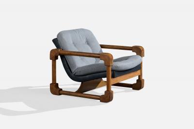 Argentine Designer Lounge Chairs with Oak and Fabric Argentina 1970s