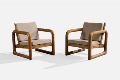 Argentine Designer Lounge Chairs with Pine and Fabric Argentina 1970s