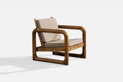 Argentine Designer Lounge Chairs with Pine and Fabric Argentina 1970s