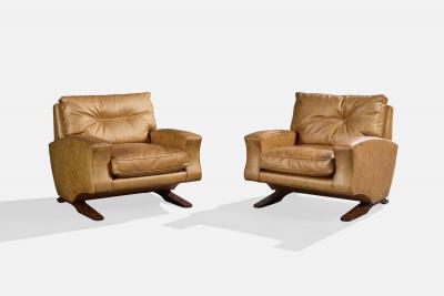 Argentine Designer Lounge Chairs with Vinyl and Wood Argentina 1970s