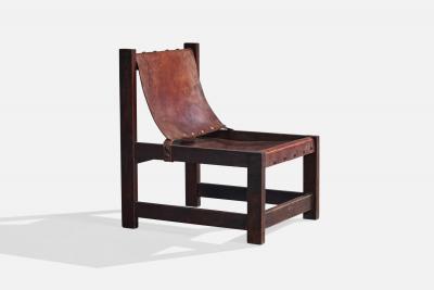 Argentine Designer Lounge Chairs with Wood and Leather Argentina 1970s