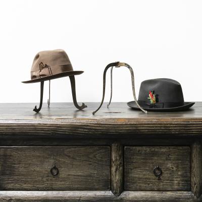 Baitong Etched and Enamel Folding Hat Stand