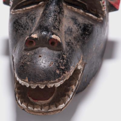 Baule Monkey Mask