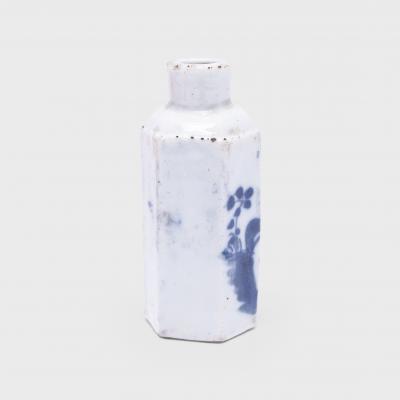 Blue and White Snuff Bottle