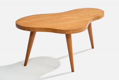 Brazilian Designer Coffee Table in Wood Brazil 1950s