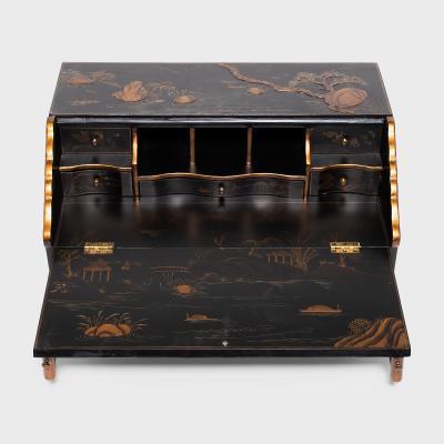 Chinoiserie Gilt Lacquer Table Secretaire