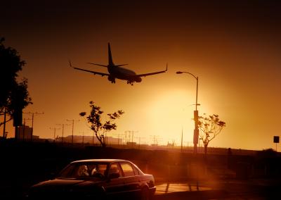 David Drebin Airport Lovers
