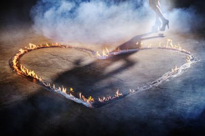 David Drebin David Drebin Smoke And Heels 2014