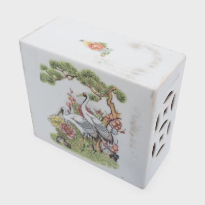 Double Crane Headrest